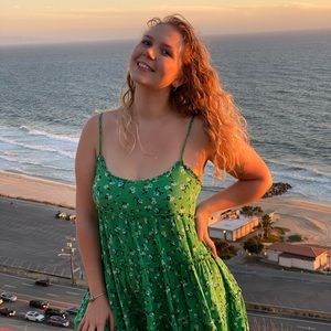 Meet your Posher, Alexia